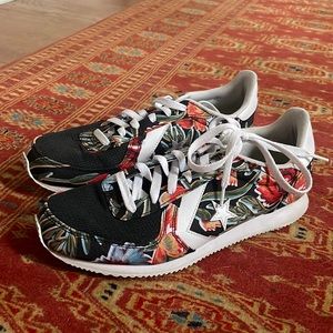 Rare Converse Cons Floral sneakers